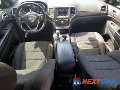 Zdjęcie 8 z 12 samochodu: 2018 JEEP GRAND CHEROKEE LAREDO VIN:1C4RJEAGXJC513110 - miniatura