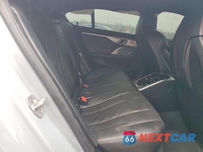 Zdjęcie 10 z 12 samochodu: 2025 BMW Motorrad M8 VIN:WBSGV0C04SCU15120 - miniatura