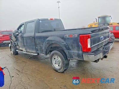 Drugie zdjęcie samochodu z przodu: 2018 FORD F250 SUPER DUTY VIN:1FT7W2B63JEC99515 - miniatura