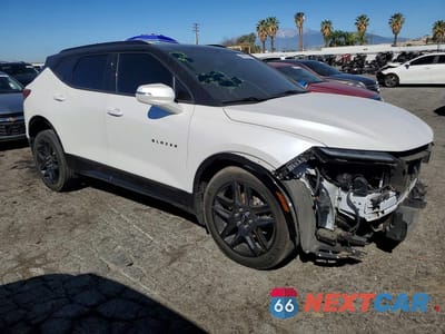 Czwarte zdjęcie samochodu z boku: 2024 CHEVROLET BLAZER RS VIN:3GNKBERS7RS161043 - miniatura