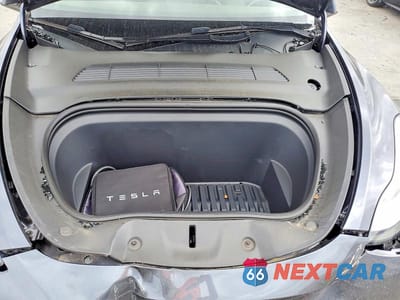 Zdjęcie 12 z 13 samochodu: 2023 TESLA MODEL Y VIN:7SAYGDEE9PF616630 - miniatura