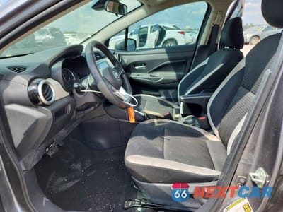Zdjęcie 7 z 12 samochodu: 2020 NISSAN VERSA SV VIN:3N1CN8EV6LL804718 - miniatura