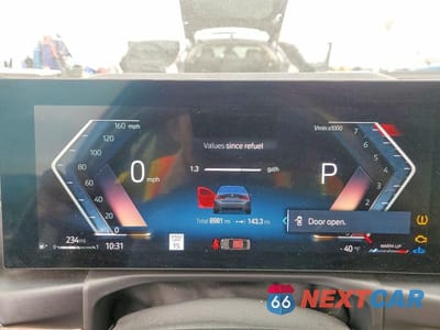 Zdjęcie 9 z 13 samochodu: 2024 BMW 330I VIN:3MW69FF05R8E81356 - miniatura