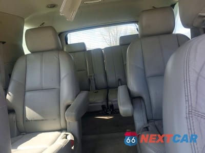 Zdjęcie 10 z 12 samochodu: 2011 CHEVROLET TAHOE C1500 LT VIN:1GNSCBE06BR129550 - miniatura