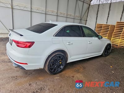 Trzecie zdjęcie samochodu z tyłu: 2018 AUDI A4 PROGRESSIV VIN:WAUBNAF47JN003795 - miniatura