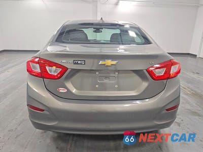 Zdjęcie 6 z 11 samochodu: 2017 CHEVROLET CRUZE LT VIN:1G1BE5SM9H7130135 - miniatura