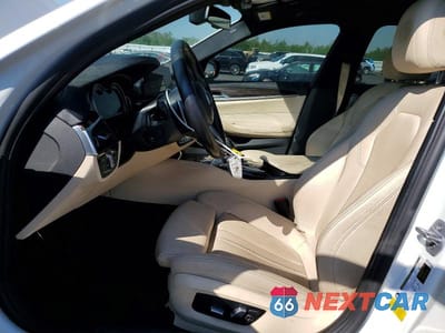 Zdjęcie 7 z 11 samochodu: 2017 BMW 540 I VIN:WBAJE5C31HG914105 - miniatura