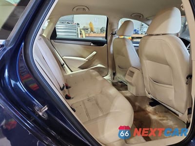 Zdjęcie 10 z 12 samochodu: 2015 VOLKSWAGEN PASSAT S VIN:1VWAT7A32FC108931 - miniatura