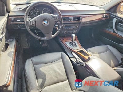 Zdjęcie 8 z 11 samochodu: 2008 BMW 328 XI VIN:WBAVC93588K036458 - miniatura