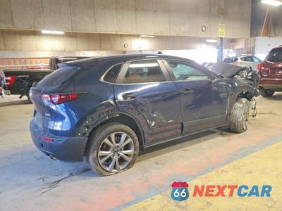 Trzecie zdjęcie samochodu z tyłu: 2021 MAZDA CX-30 SELECT VIN:3MVDMBBL2MM245909 - miniatura
