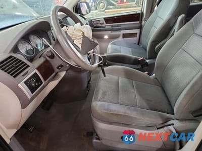 Zdjęcie 7 z 12 samochodu: 2010 CHRYSLER TOWN & COUNTRY TOURING VIN:2A4RR5DX7AR400480 - miniatura