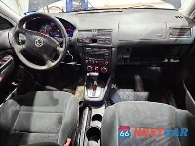 Zdjęcie 8 z 11 samochodu: 2001 VOLKSWAGEN JETTA GLS TDI VIN:3VWSP69M51M131238 - miniatura