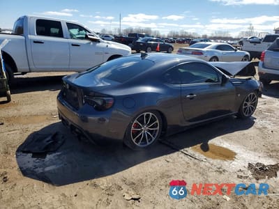 Trzecie zdjęcie samochodu z tyłu: 2017 TOYOTA 86 BASE VIN:JF1ZNAA1XH8708975 - miniatura