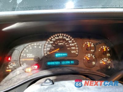 Zdjęcie 9 z 12 samochodu: 2004 CHEVROLET SILVERADO K2500 HEAVY DUTY VIN:1GCHK24U44E130698 - miniatura