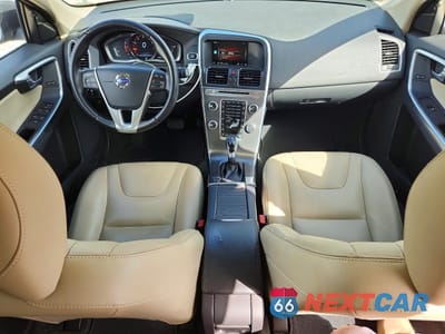 Zdjęcie 8 z 13 samochodu: 2016 VOLVO XC60 T5 PREMIER VIN:YV440MDK7G2906520 - miniatura