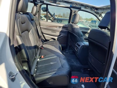 Zdjęcie 11 z 13 samochodu: 2025 JEEP GRAND CHEROKEE LIMITED VIN:1C4RJHBG9SC297249 - miniatura