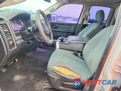 Zdjęcie 7 z 12 samochodu: 2018 RAM TRUCKS 1500 ST VIN:1C6RR6FG2JS208012 - miniatura