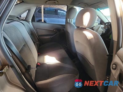 Zdjęcie 10 z 11 samochodu: 2003 FORD FOCUS SE VIN:1FAFP34PX3W152924 - miniatura