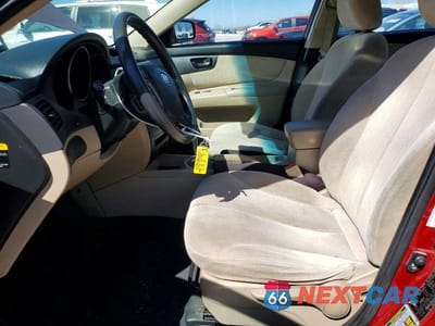 Zdjęcie 7 z 11 samochodu: 2010 KIA OPTIMA LX VIN:KNAGG4A82A5398786 - miniatura