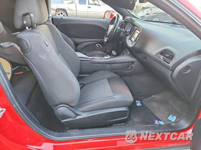 Zdjęcie 13 z 14 samochodu: 2016 DODGE CHALLENGER SXT VIN:2C3CDZAG5GH349506 - miniatura