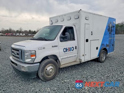 2022 FORD ECONOLINE E350 SUPER DUTY CUTAWAY VAN 1FDWE3FN2NDC22003 - główne zdjęcie licytacji z USA - miniatura