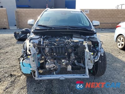 Piąte zdjęcie samochodu w środku: 2022 TOYOTA COROLLA CROSS LE VIN:7MUCAABG7NV032514 - miniatura