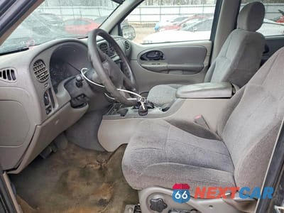 Zdjęcie 7 z 12 samochodu: 2004 CHEV TRAILBLAZER VIN:1GNDT13S642398229 - miniatura