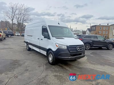 Czwarte zdjęcie samochodu z boku: 2019 MERCEDES-BENZ SPRINTER 2500 VIN:WD4PF1CD5KT005087 - miniatura