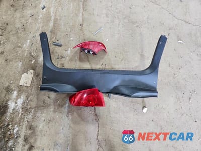 Zdjęcie 12 z 12 samochodu: 2005 MAZDA 3 I VIN:JM1BK32FX51317758 - miniatura