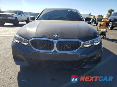 Piąte zdjęcie samochodu w środku: 2022 BMW 330E VIN:3MW5P7J01N8C61849 - miniatura