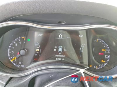 Zdjęcie 9 z 11 samochodu: 2019 JEEP GRAND CHEROKEE LAREDO VIN:1C4RJFAG8KC618736 - miniatura