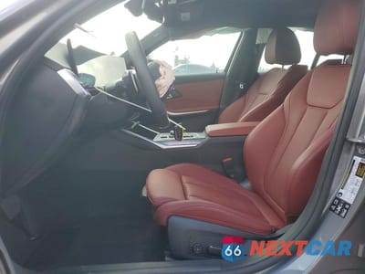 Zdjęcie 7 z 11 samochodu: 2025 BMW 330XI VIN:3MW89CW04S8F45254 - miniatura