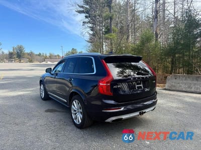 Trzecie zdjęcie samochodu z tyłu: 2016 VOLVO XC90 T6 VIN:YV4A22PL9G1025684 - miniatura