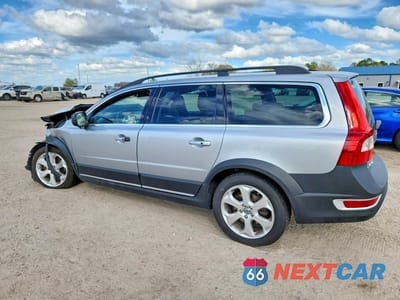 Drugie zdjęcie samochodu z przodu: 2011 VOLVO XC70 T6 VIN:YV4902BZ2B1105907 - miniatura