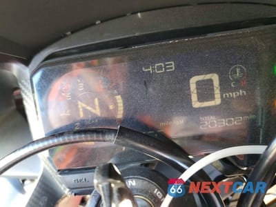 Zdjęcie 7 z 11 samochodu: 2022 HONDA CBR500 RA VIN:MLHPC6254N5300570 - miniatura