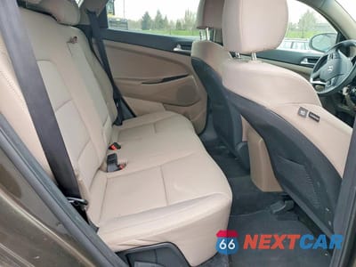 Zdjęcie 10 z 12 samochodu: 2020 HYUNDAI TUCSON SE VIN:KM8J2CA49LU168004 - miniatura