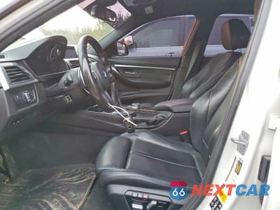 Zdjęcie 7 z 12 samochodu: 2018 BMW 330 XI VIN:WBA8D9C59JA614282 - miniatura