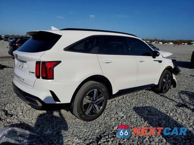 Trzecie zdjęcie samochodu z tyłu: 2021 KIA SORENTO EX VIN:5XYRH4LFXMG036933 - miniatura