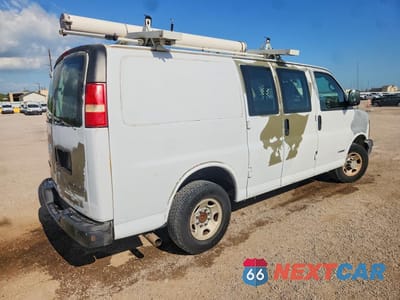Trzecie zdjęcie samochodu z tyłu: 2006 CHEVROLET EXPRESS 2500 UTILITY / SERVICE VAN VIN:1GCGG25V461181486 - miniatura