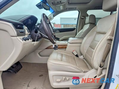 Zdjęcie 7 z 14 samochodu: 2019 GMC YUKON VIN:1GKS2HKJ1KR393629 - miniatura