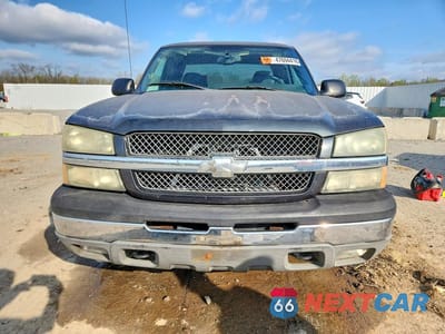 Piąte zdjęcie samochodu w środku: 2004 CHEVROLET SILVERADO K1500 VIN:2GCEK19TX41190077 - miniatura