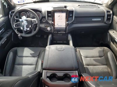 Zdjęcie 8 z 11 samochodu: 2025 RAM 1500 LARAMIE VIN:1C6SRFJP1SN504843 - miniatura
