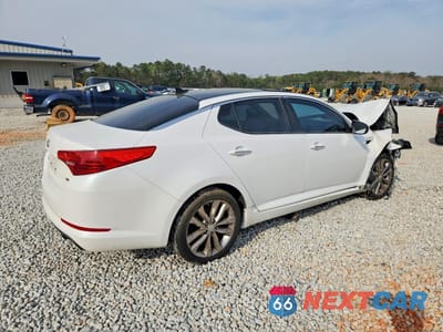 Trzecie zdjęcie samochodu z tyłu: 2011 KIA OPTIMA EX VIN:KNAGN4A79B5084681 - miniatura