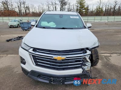 Piąte zdjęcie samochodu w środku: 2022 CHEVROLET TRAVERSE LT VIN:1GNERGKW4NJ151812 - miniatura