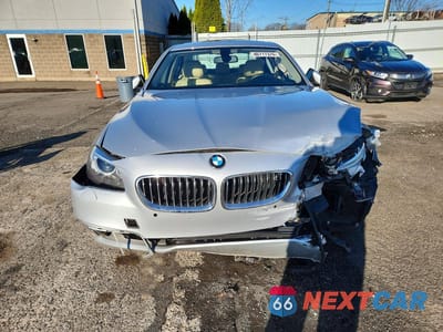 Piąte zdjęcie samochodu w środku: 2016 BMW 535 XI VIN:WBA5B3C50GG255920 - miniatura