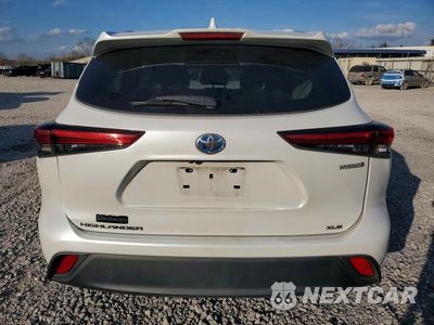 Zdjęcie 6 z 12 samochodu: 2022 TOYOTA HIGHLANDER HYBRID XLE VIN:5TDGARAH7NS511701 - miniatura