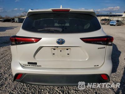Zdjęcie 6 z 14 samochodu: 2022 TOYOTA HIGHLANDER HYBRID XLE VIN:5TDGARAH7NS511701 - miniatura
