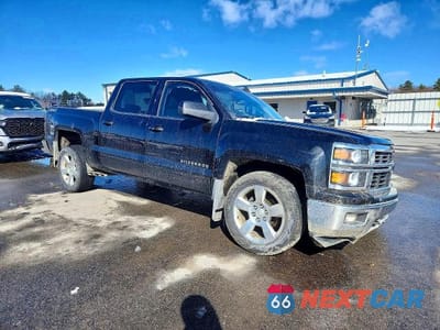 Czwarte zdjęcie samochodu z boku: 2015 CHEVROLET SILVERADO K1500 LT VIN:3GCUKREC1FG257465 - miniatura