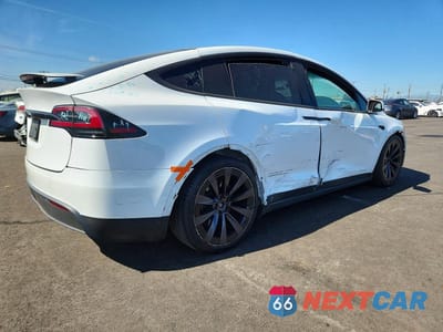 Trzecie zdjęcie samochodu z tyłu: 2023 TESLA MODEL X VIN:7SAXCBE5XPF385023 - miniatura