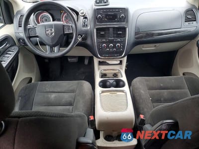 Zdjęcie 8 z 13 samochodu: 2016 DODGE GRAND CARAVAN SXT VIN:2C4RDGCG2GR356401 - miniatura